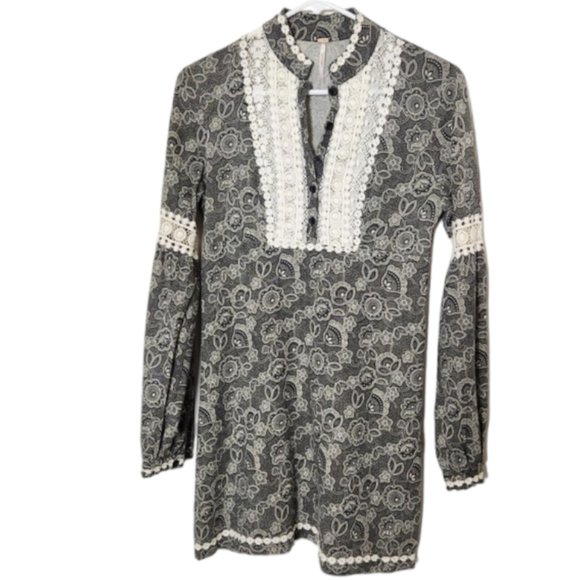 Free People Dresses & Skirts - Free People Black & White Paisley Tunic/Dress with Eyelet Detail